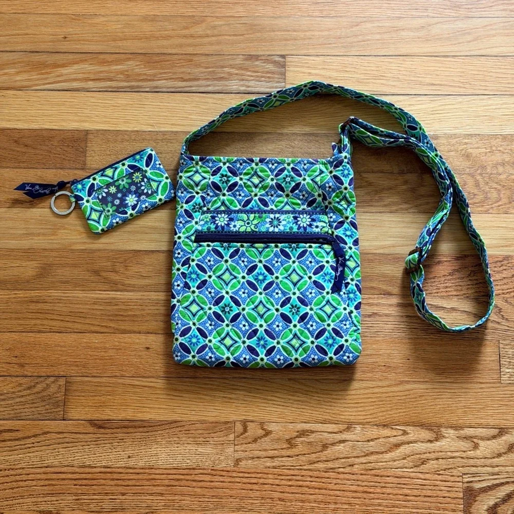 Vera Bradley Daisy Daisy Blue Green Floral Quilted Crossbody Bag and ID Case Set